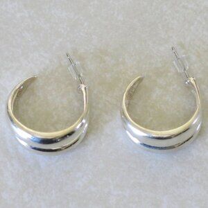 Joseph Esposito ESPO Sterling Signatures Split Hoop Pierced .925 Silver Earrings